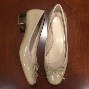 Banana Republic Nude Patent Leather Pumps 9.5